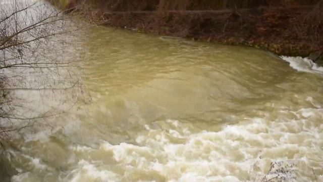 Швейцария, Winterthur. Водопады на реке Toss. Часть 2 смотреть онлайн