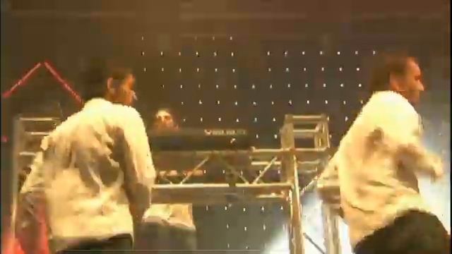 Scooter - Jumping All Over The World (Live In Berlin 2008).