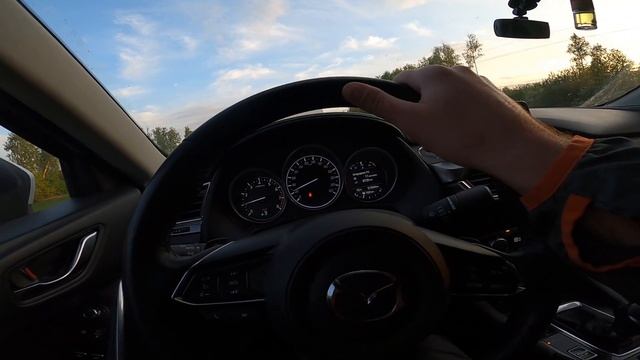 Заезд Mazda 6 2.5 VS Skoda Octavia 1.4 MT смотреть онлайн