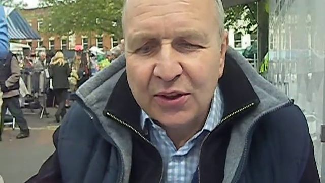 Interviewing Sandy Martin, ENGLAND смотреть онлайн
