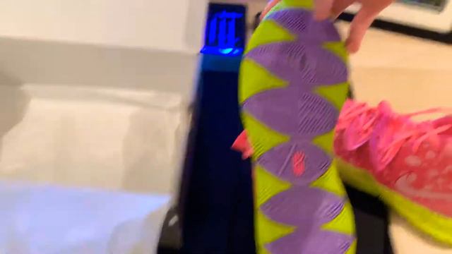KYRIE 5 PATRICK STAR size 10 смотреть онлайн