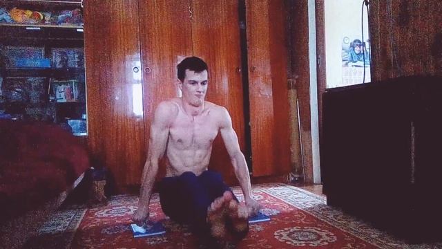 Угол на больших пальцах смотреть онлайн