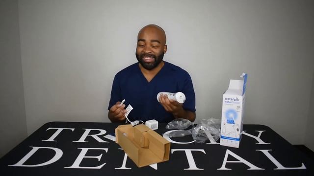Brush in 60 Seconds: Waterpik water flosser смотреть онлайн