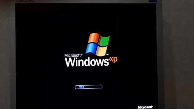 Windows XP на реальном компьютере в 2020 (2021) году смотреть онлайн