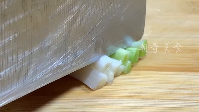 冬天要多吃魚，教你懶人新做法，配料簡單味道足，上桌連汁都不剩【阿朝哥美食 】#草魚 #草魚食譜 #草魚料理 #草魚的做法 #fish