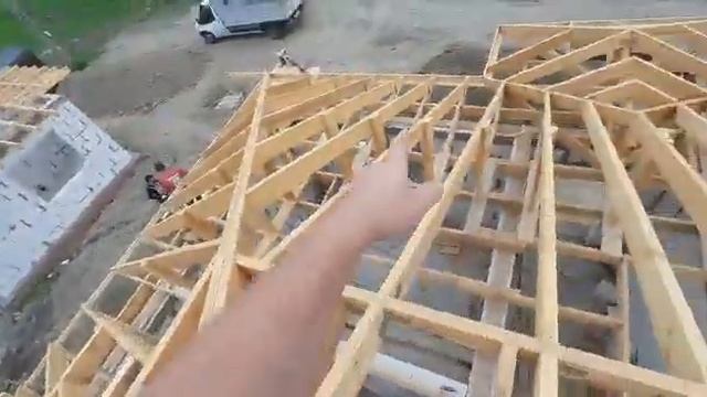 Отсечка потолка на мансарде по уму и без отходов пиломатериала!!!!