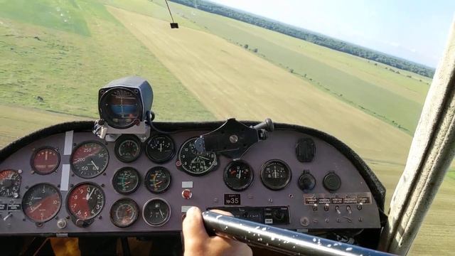 Самолёт "Птенец". Заход и посадка в а/п Гостилицы смотреть онлайн
