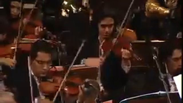 Иранский симфонический оркестр.