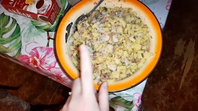 Vlog - Зашли где готовят хачапури ну и цены... не получился рецепт. смотреть онлайн
