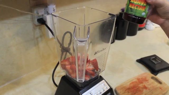 Strawberry Lemonade смотреть онлайн