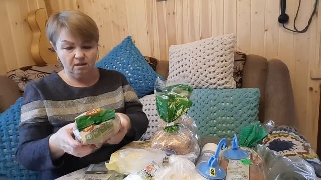ЧТО ПРИВЕЗЛИ ИЗ ГОРОДА.РАЗБЕРЕМ И ПОСМОТРИМ ПОКУПКИ. смотреть онлайн