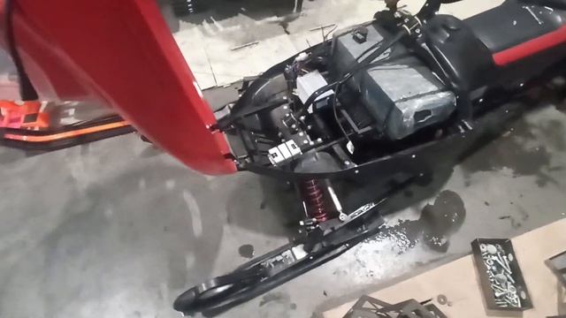 Конверсия снегохода "Русская механика". Часть 2 смотреть онлайн