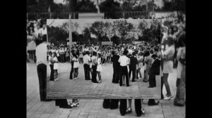 Олег Ухналев .   Два окна..... со двора.