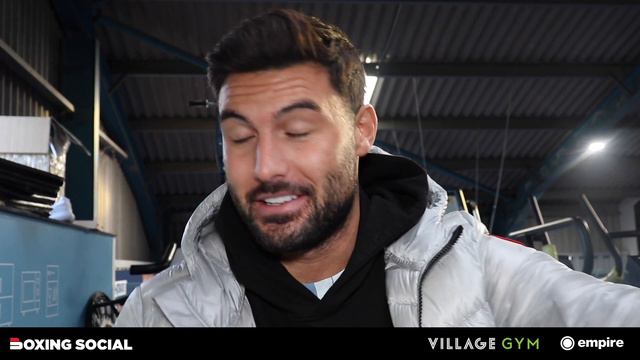 FROM LOVE ISLAND TO BOXING! Liam Reardon on Boxing Background, Training w/ Cordina, Benn & More смотреть онлайн