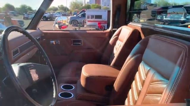 DINO'S GIT DOWN 2022 смотреть онлайн