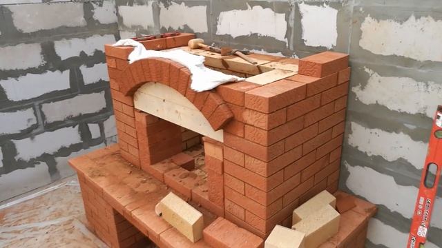 Как сложить камин с аркой и дровяником своими руками. Печник Екатеринбург +79536000033 смотреть онлайн