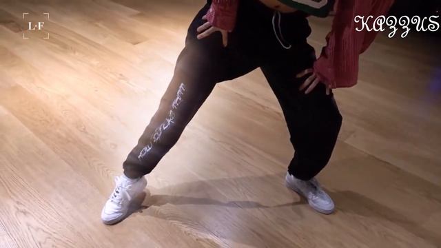 Lili's World ep. 4 на русском/dance practice/ Озвучка KAZZUS смотреть онлайн