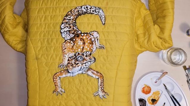 DIY Роспись куртки акрилом Саламандра. Рисунки на одежде. Акрил по ткани. Своими руками. Speedpaint смотреть онлайн