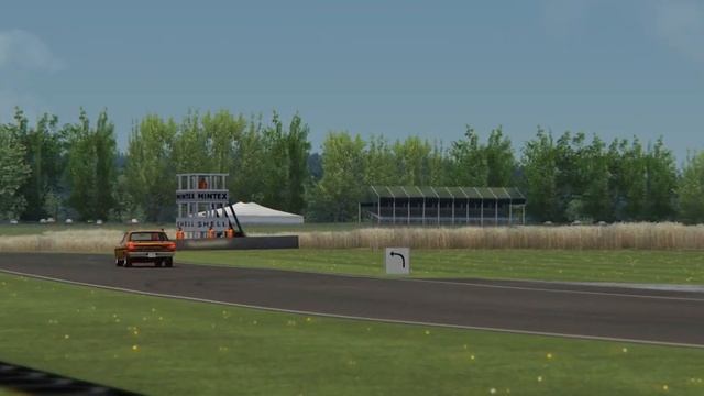 Assetto Corsa Goodwood Circuit Lap 1971 Ford Falcon XY GT 351 смотреть онлайн
