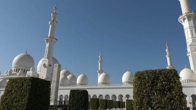 ?АБУ-ДАБИ. ОАЭ. ГОНКИ НА ДЖИПАХ И МЕЧЕТЬ ШЕЙХА ЗАЙДА. смотреть онлайн