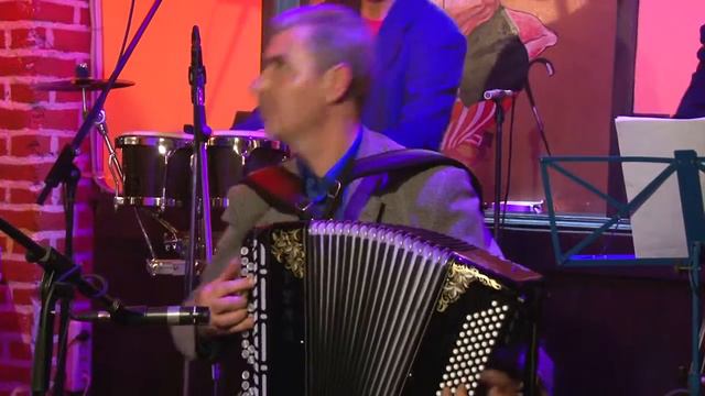 Заводчане - В шумном городе мы встретились с тобой... смотреть онлайн