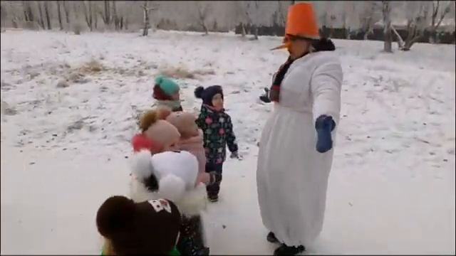 Новогодние приключения Снеговика смотреть онлайн