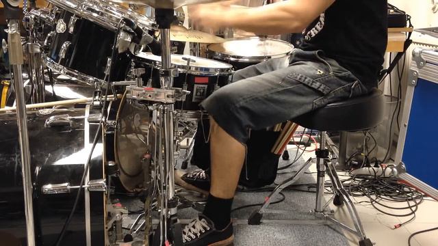Patrik Fält - Blast beat & double bass practice along with ABBA смотреть онлайн