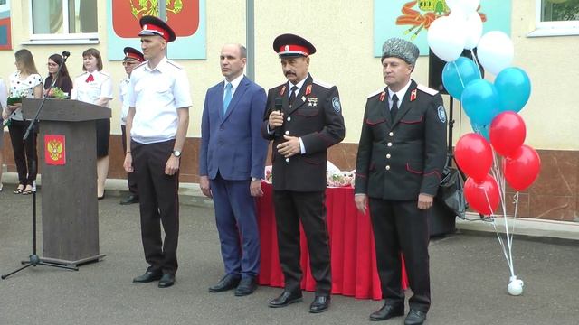 Последний звонок в казачьем кадетском корпусе им. атамана Бабыча М.П. г. Крымска