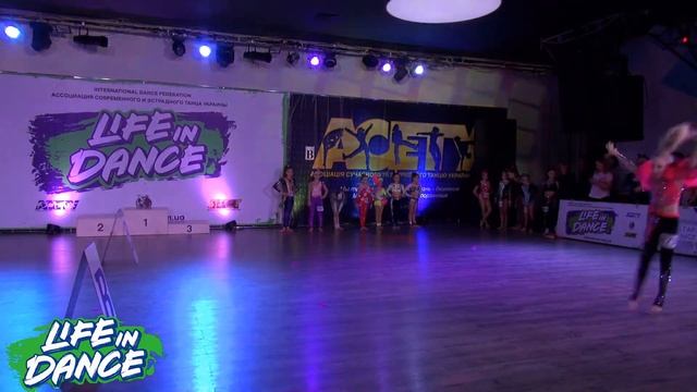 1.12.17..пл.В, ч.5…«LIFE IN DANCE»…Современные танцы, г.Киев смотреть онлайн