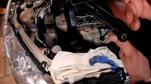 Замена прокладки крышки клапанов.  Peugeot 307