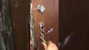 Как заменить цилиндровый механизм замка Кале