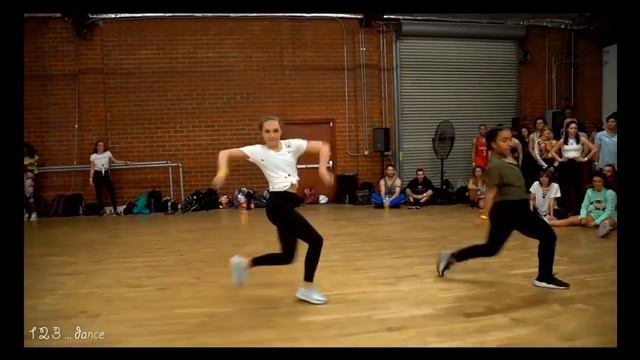 Maddie Ziegler & Charlize - New Dance 14/04/2018 - Choreographed By Brian Friedman