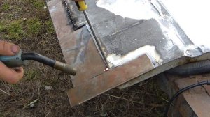 КАК ЗАВАРИТЬ НИЗ ДВЕРЕЙ АВТОМОБИЛЯ ..СВАРКА..ШПАКЛЁВКА ..АВТО