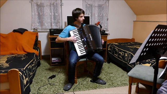 Pod oblohou Paříže - (Hubert Giraud) akordeon Tomáš Rožboud смотреть онлайн