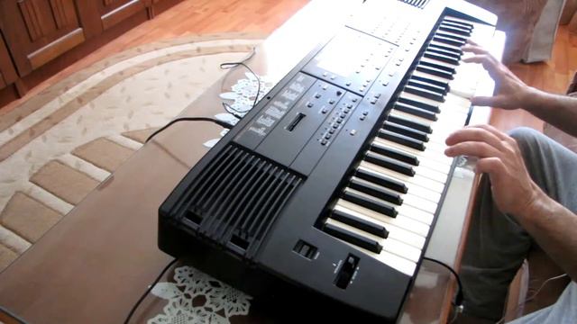 Roland E -300 Trilogy -Violin смотреть онлайн