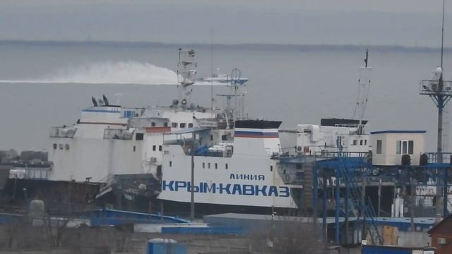 Нас не догонишь ! Мчится "Мангуст" ! Охрана крымского моста. смотреть онлайн
