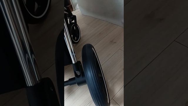 Коляска Cybex Priam lll blossom 06.11.23 смотреть онлайн