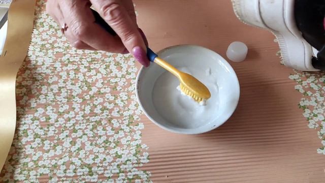 #MANASTVПРЕДСТАВЛЯЕТ Весенний совет для чистки белой обуви... смотреть онлайн