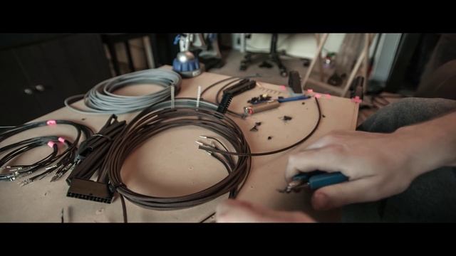 Defector Build Log Episode 4 смотреть онлайн