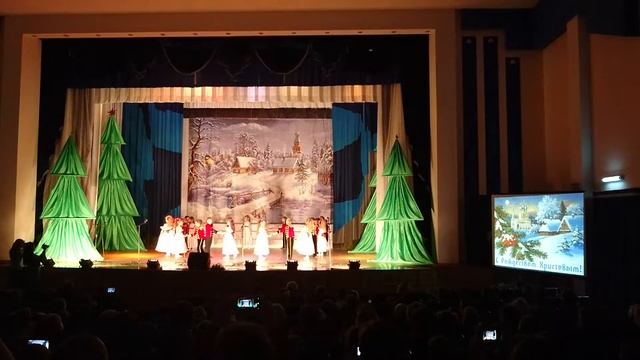 Во владениях инея и снега смотреть онлайн