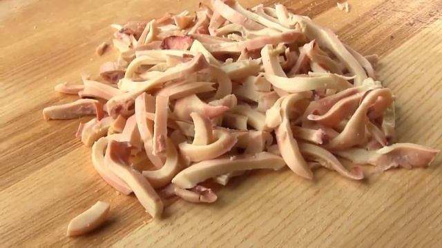 Салат с пекинской капустой и кальмарами смотреть онлайн
