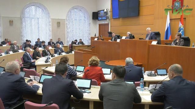 В Самарской губернской думе обсудили бюджет области на следующий год смотреть онлайн