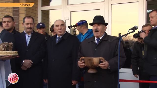 В Северной Осетии сегодня открыли два спорткомплекса смотреть онлайн