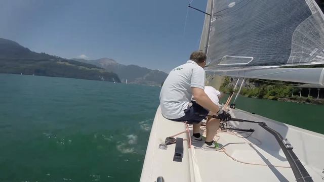 ESSE 850 Vitesse 11.7 kn auf dem Urnersee смотреть онлайн