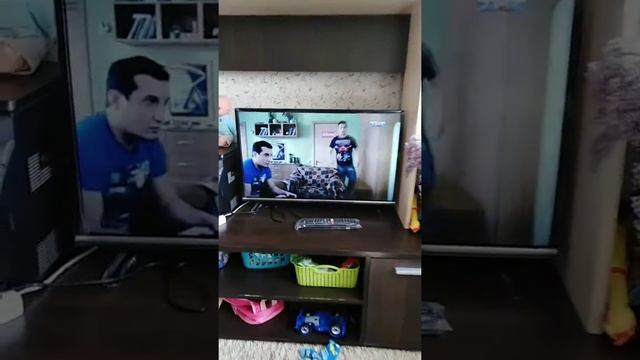 На вырученные деньги от сдачи металла купил телевизор "Shivaki" смотреть онлайн
