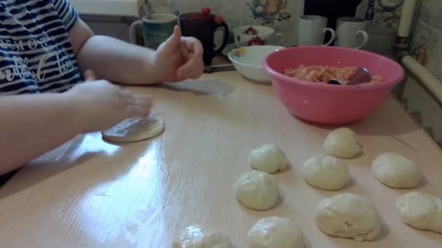 Беляши с мясом? на дрожжевом тесте ?на молоке без яиц? смотреть онлайн