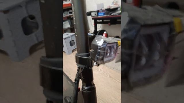 Ремонт и установка фары Arctic v3 на электросамокат kugoo x1 смотреть онлайн