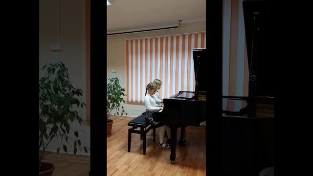 ансамбль ф но Бондарева и Зигманд, А Смелков Вальс группа 8 9 лет смотреть онлайн