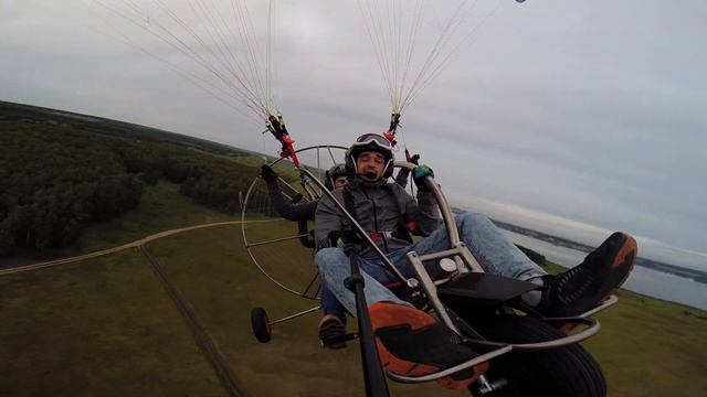 Полёт на параплане. Челябинск. Екатеринбург. Пермь. смотреть онлайн