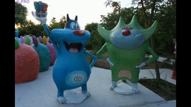 Евпатория Крым в миниатюре часть 3 Детская площадка Фигуры из мультфильмов в рост человека смотреть онлайн